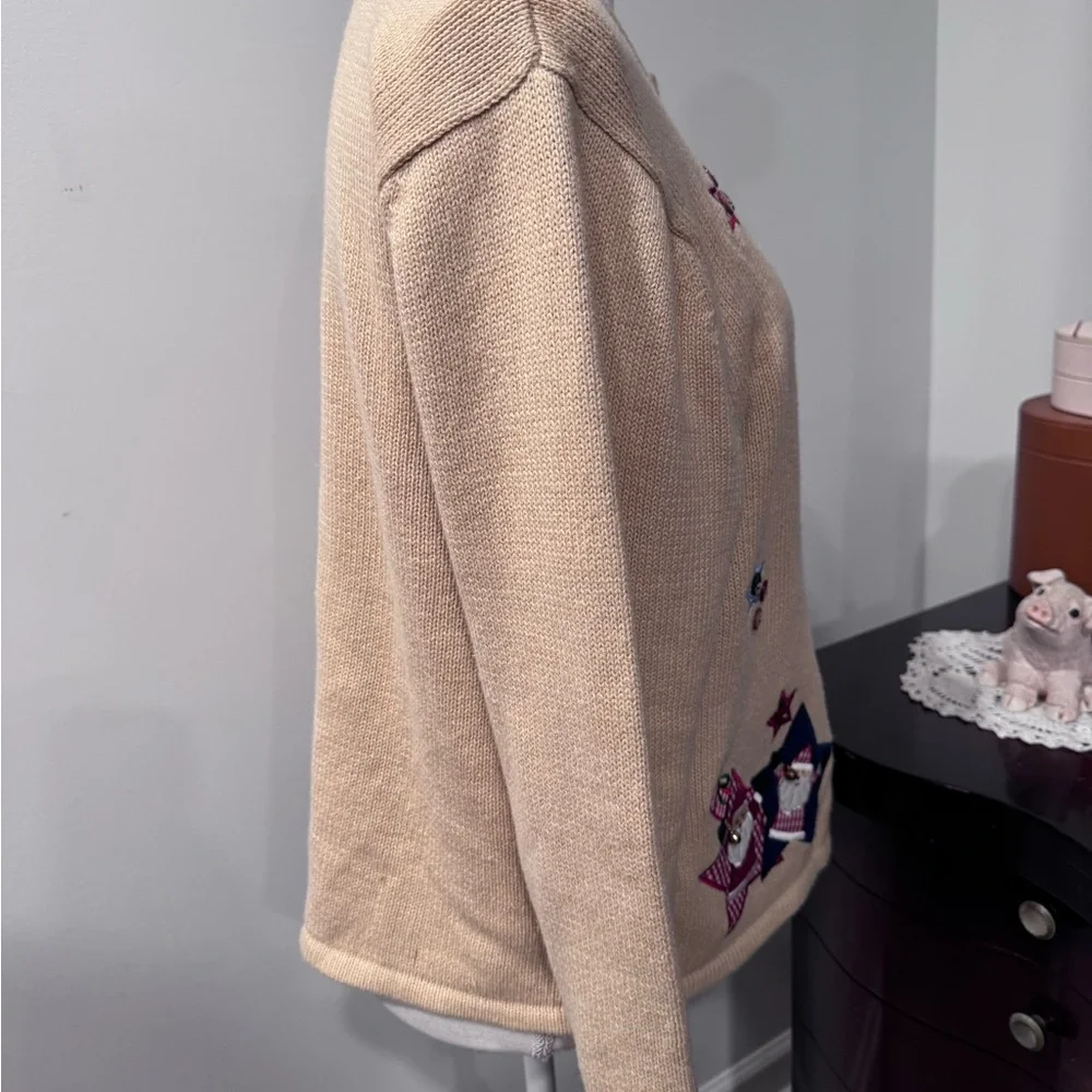 Vintage Christian Festive Beige Sweater with Star Accents - Picture 3 of 8